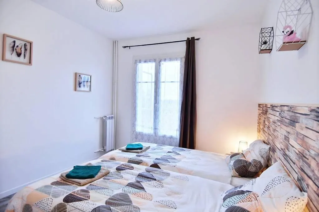 Ferienwohnung Le Grand Joliette Marseille - ExperienceImmo 0*,