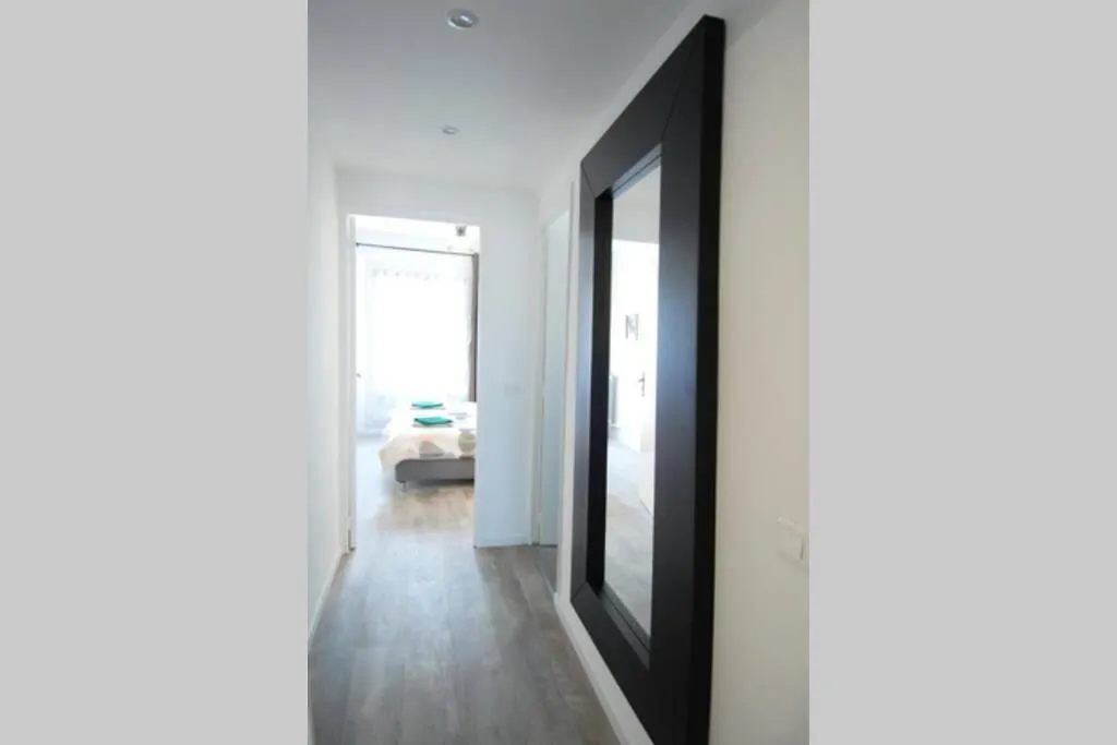 Apartment Ferienwohnung Le Grand Joliette Marseille - ExperienceImmo
